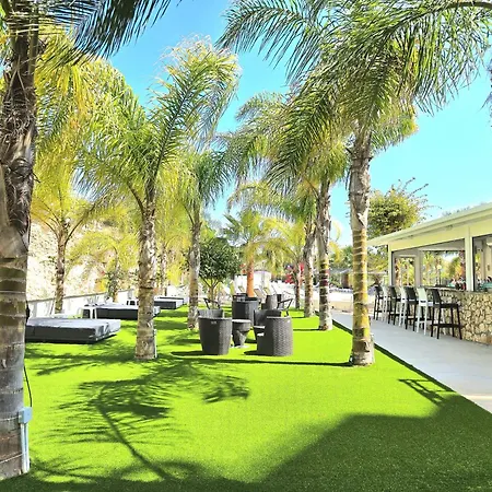 Corfu Hotel