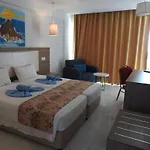 كورفو فندق أيا نابا