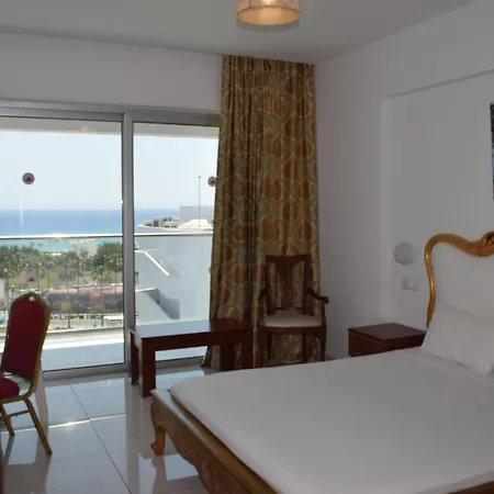 Corfu מלון איה נאפה