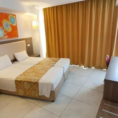 Corfu 4*