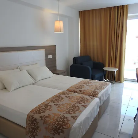 Corfu 4* איה נאפה