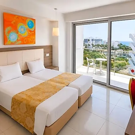 Corfu 4* Ayia Napa