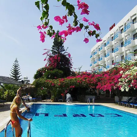 Corfu Hotel